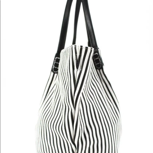 βSOLDβ Folli Follie NIB Urban Stripe Tote,Pouch & Dustbag - Picture 6 of 16